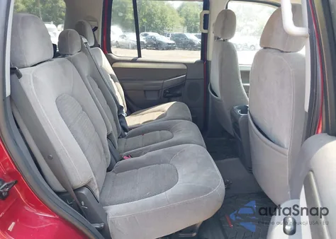 2004 Ford Explorer Nbx/Xlt z USA, uszkodzony, nr VIN 1FMZU73EX4UC24477